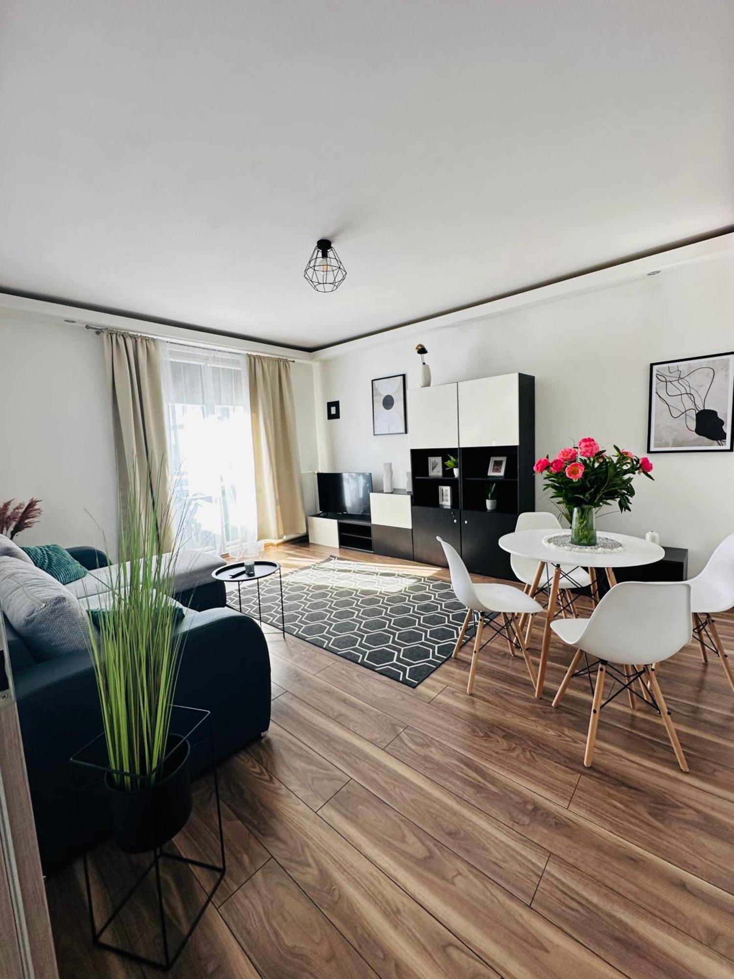 City Apartment Czestochowa Centrum 2-Bedroom エクステリア 写真